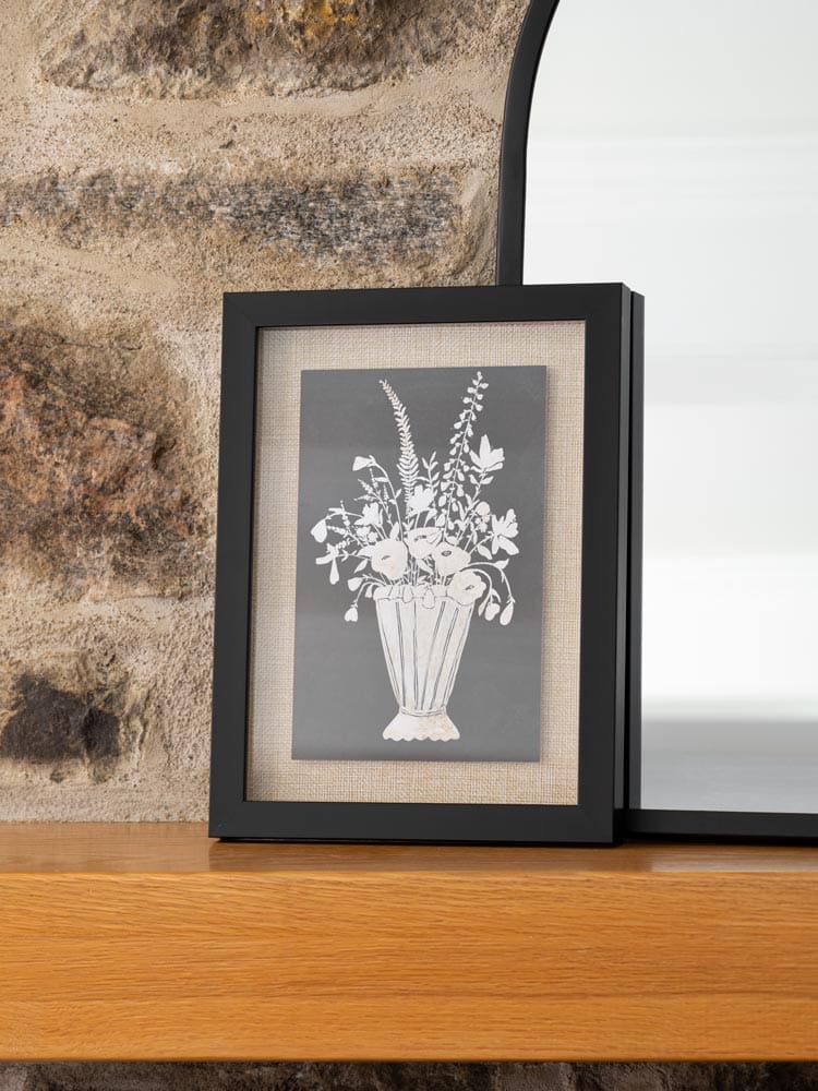 Cadre décoratif noir avec impression bouquet de fleurs - Décors Véronneau
