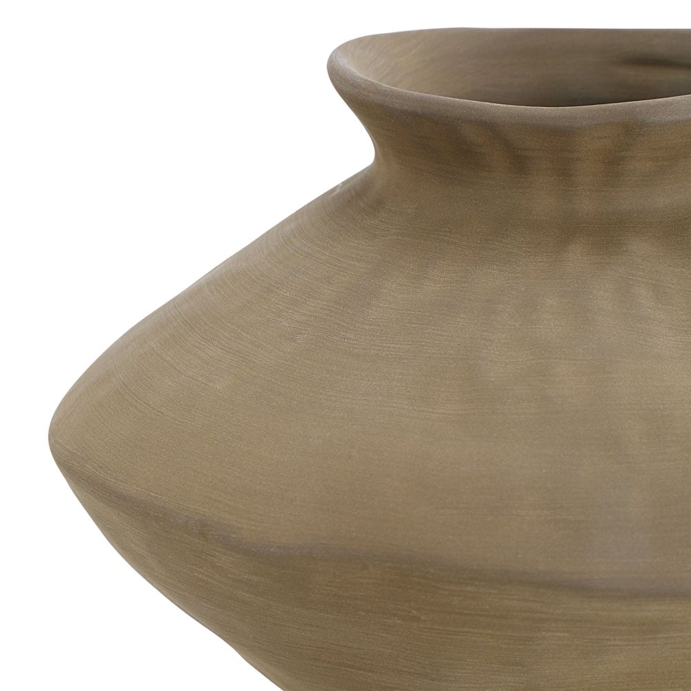 Vase artisanal en porcelaine brune - Décors Véronneau