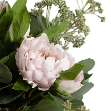 Bouquet of pale pink peonies and eucalyptus foliage - Décors Véronneau