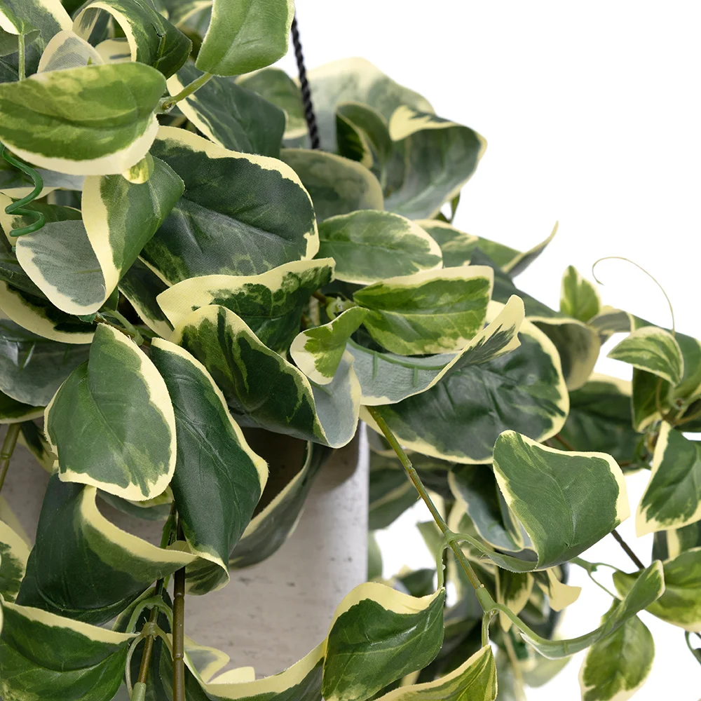 Artificial euonymus plant hanging planter - Décors Véronneau