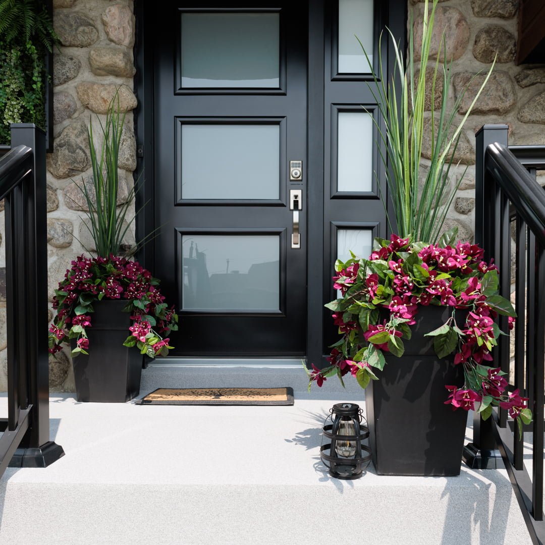 Jardinière extérieure de bougainvillier mauve artificiel, 50'' - Décors Véronneau