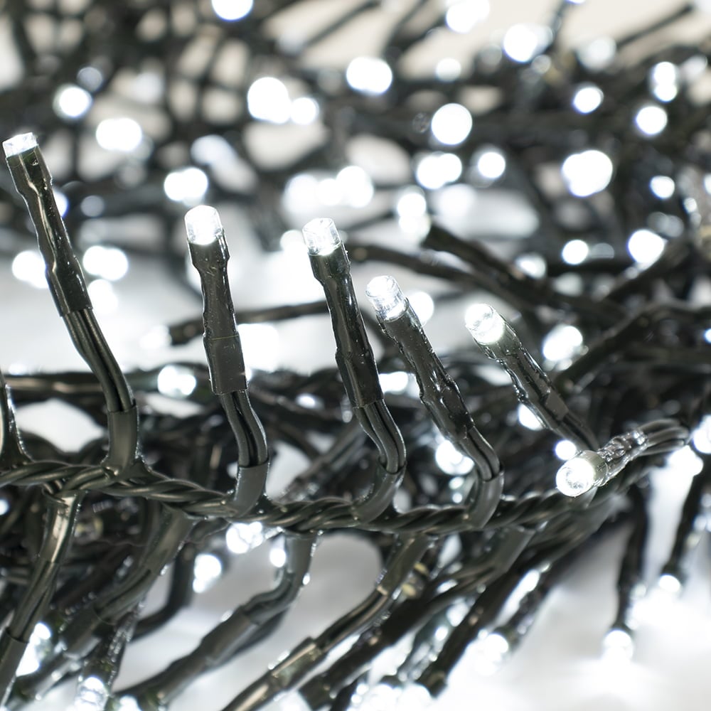 Outdoor 384 cluster LEDs on green wire, pure white, 13'