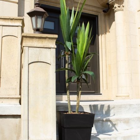 Yucca à trois troncs artificiel extérieur en pot, 68 x 27