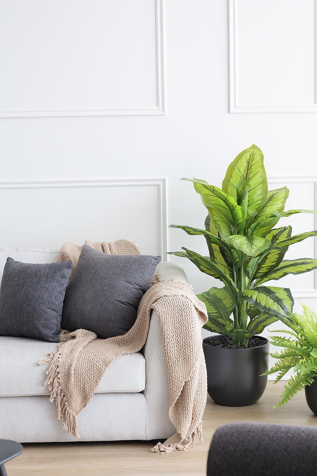 Artificial dieffenbachia, 40