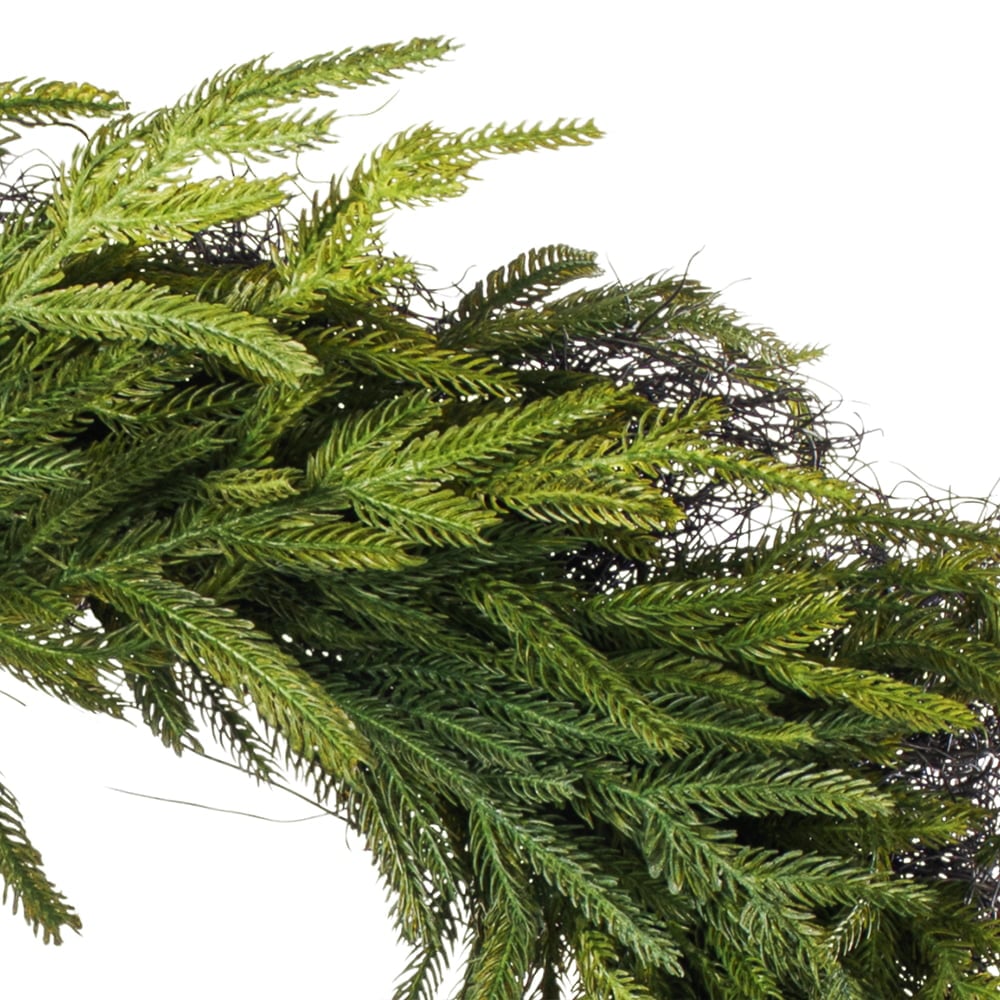 Artificial real-touch cypress wreath, 24'' - Image 7 - Décors Véronneau