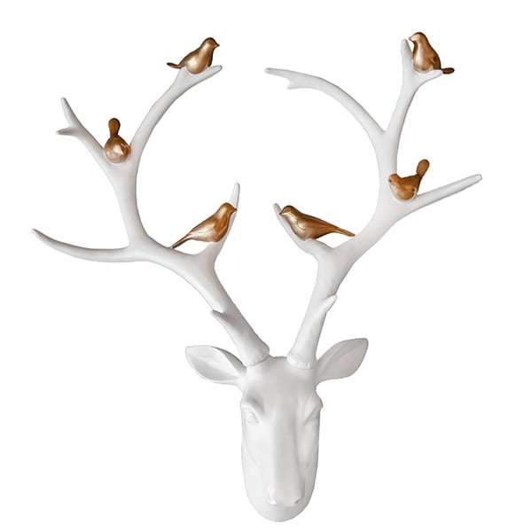 Tête de chevreuil blanche avec oiseaux dorés 28